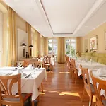 Roewers Privathotel & Sellin (Rugen)