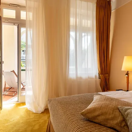 Hotel Romantik Roewers Privathotel Sellin (Rugen)