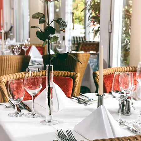 Roewers Privathotel & Зеллин