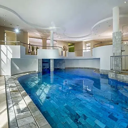 Roewers Privathotel & 5* Sellin (Rugen)