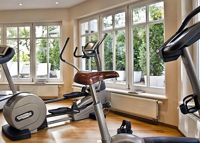 Roewers Privathotel & Hotel Sellin (Rugen)